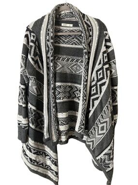 Old Navy Grey & White Geometric Aztec Southwestern Knit Shawl Cardigan Size XL